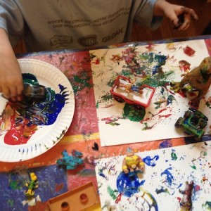 Painting Toys Children's Classes Cours Pour Les Enfants école D'art Pointe-saint-charles Art School Children